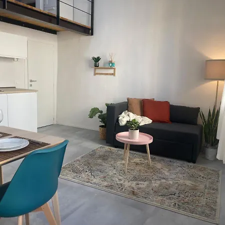Newly Renovated Modern&bright Apt - Center Διαμέρισμα *